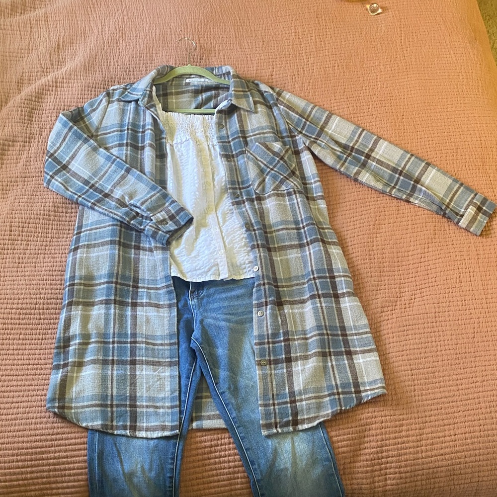 Staccato Size S- Blue/White/Grey Striped Oversized Plaid Shacket w/ Side Pockets